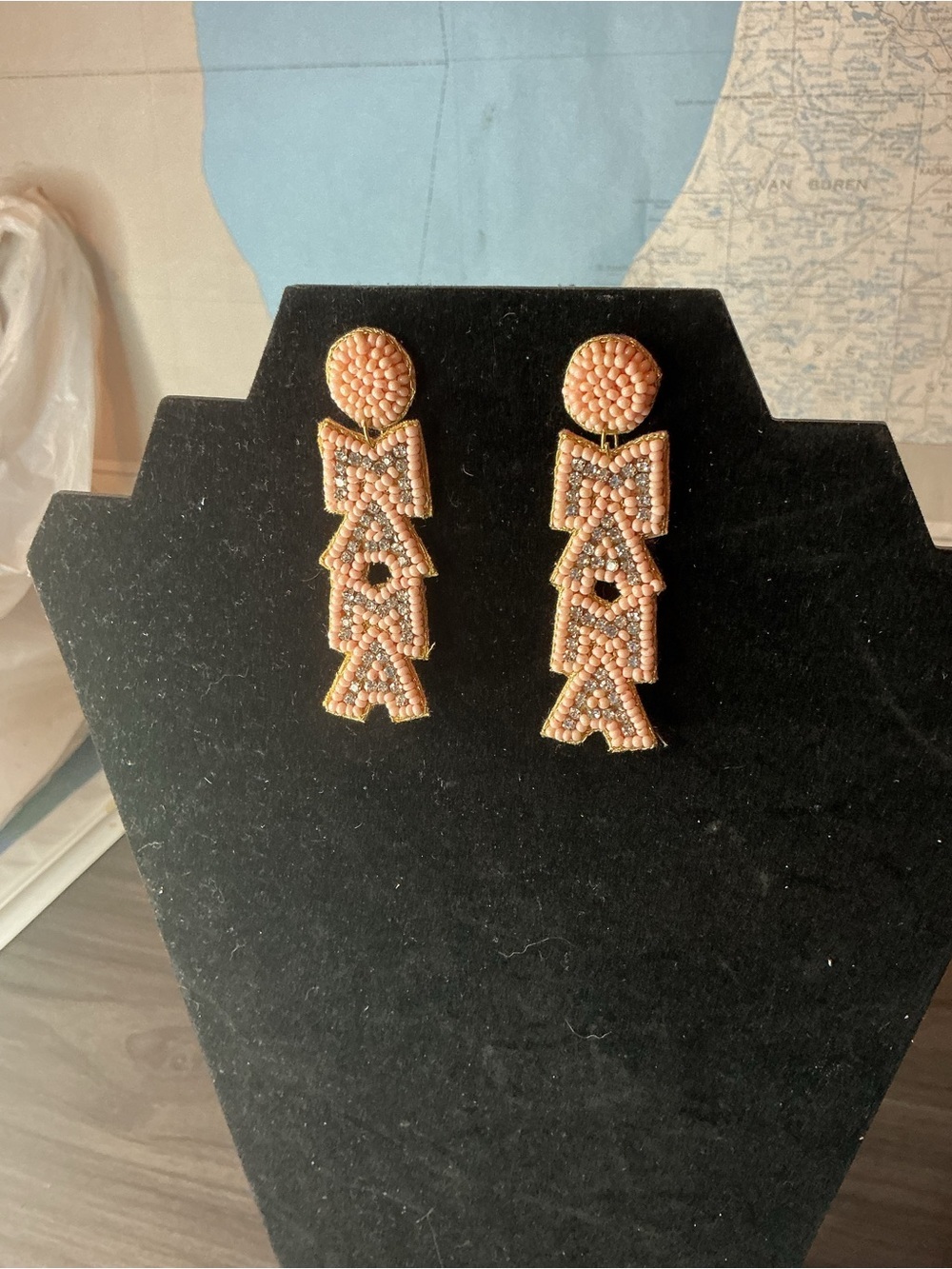 Plunder Mama Pink Beaded Drop Earrings NWT - Picture 5 of 7